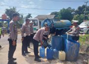 2 Mobil Tangki Air Bersih Untuk Warga Desa Batu Belubang