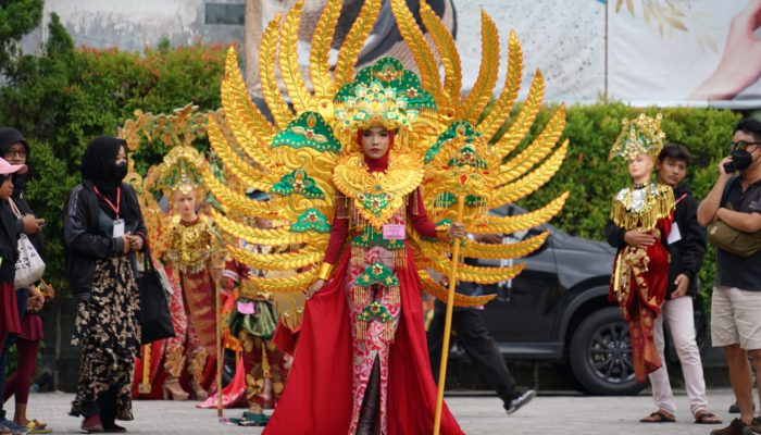 23 Peserta Ikut Parade dan Lomba Fashion Carnival