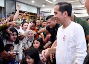 Presiden Makan Bakso dan Sapa Warga Gorontalo