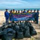 Polairud dan TNI AL Bersih-bersih Pantai