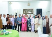 Gelar Open House di Rumah Dinas