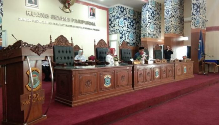 Gegara Tidak Kuorum, Rapat Paripurna Ditunda