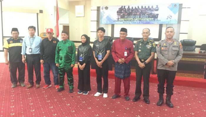 Juhaini Lepas Atlit Drumband Kota Pangkalpinang