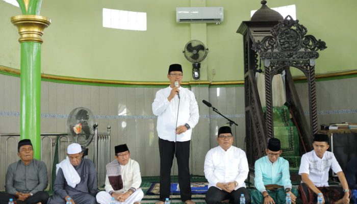 Hadiri Peringatan Maulid Nabi di Desa Kemuja