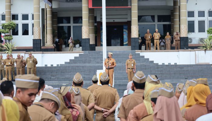 Budi Pimpin Pembacaaan Ikrar Netralitas Pegawai Pemkot Pangkalpinang