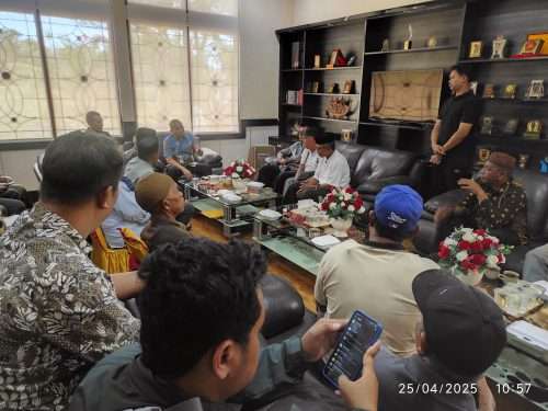 Didit Terima Audiensi Perwakilan Nelayan Sungailiat