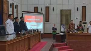 Sukirman Ucapkan Selamat Kepada Markus dan Yus Derahman