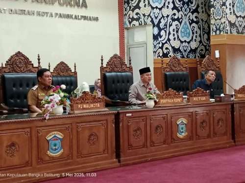 Abang Hertza Buka Rapat Paripurna Ketigabelas Masa Persidangan III Tahun 2025