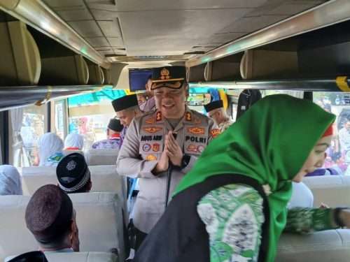 28 Personel Polres Amankan dan Kawal Pelepasan Jamaah Haji Basel