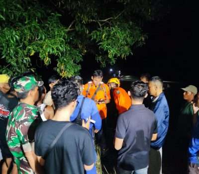 Perahu Pemancing Tenggelam di Sungai Manggar