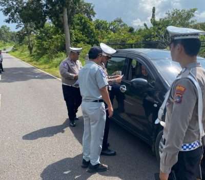 Belasan Pengendara Ditilang Saat Razia Gagungan
