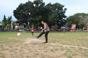 Pembukaan Turnamen Sepakbola Bhayangkara Cup 2025, Kapolres Tendang Bola Pertama