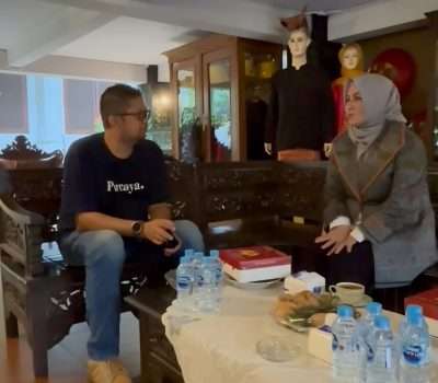 Kunjungi Etalase Pesona Serumpun Sebalai di TMII