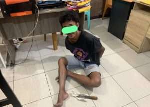 Polisi Ringkus Pria Bersenjata Tajam