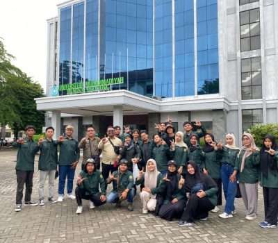 Dukung Praktikum Ekosistem Pesisir di Pulau Kelapan