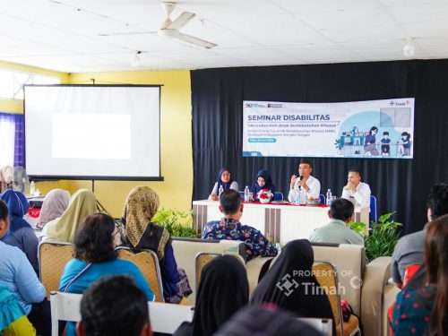 Seminar Mensukseskan Anak Berkebutuhan Khsusus Bagi Orang Tua Siswa SLBN Koba