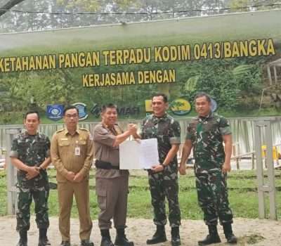 Kasad Saksikan Penyerahan SK Hibah Tanah