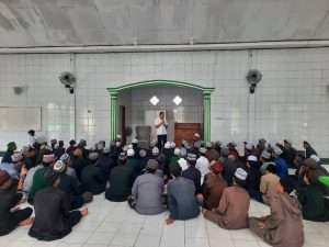 Polisi Datangi Pondok Pesantren Al Fatah