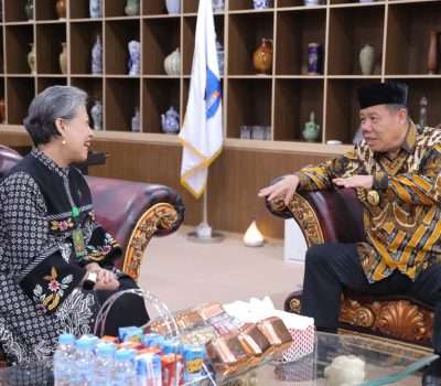 Sambut Kedatangan Ketua Pengadilan Tinggi
