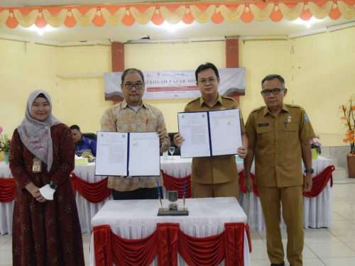 Pemkab Babar Tandatangani MoU dengan STIE-IBEK