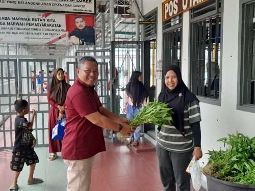 Rutan Mentok Panen Sayur Bersama WBP