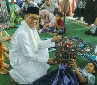 Wabup Hadiri Khitanan Massal di Desa Ketap