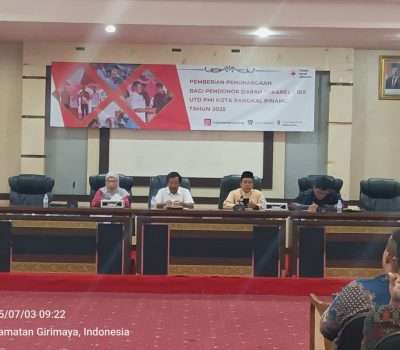 PMI Berikan Penghargaan 101 Pendonor
