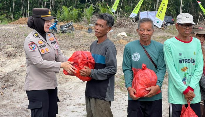 Satbinmas Hadiri Launching Fasilitas Pembangunan Kebun Masyarakat