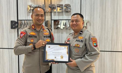 Polres Babar Sabet Penghargaan Sebagai Satker Terbaik Pertama
