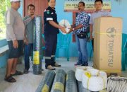 PT TIMAH Serahkan Bantuan untuk Kelompok Nelayan Penganak