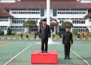 Gubernur Pimpin Upacara Bulanan