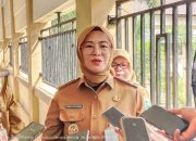 Dessy Sampaikan Pesan Wali Kota Kepada Kepala Sekolah