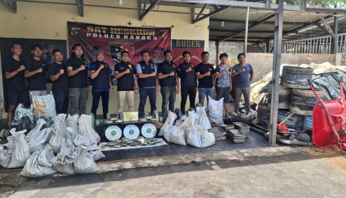 Tempat Peleburan Timah di Kebun Sawit Digrebeg Polisi