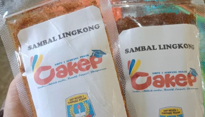 Pelajar SMP N 1 Simpang Pesak Olah Gedebong Pisang Jadi Sambalingkung