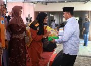 Santuni Warga di Moment Idul Fitri