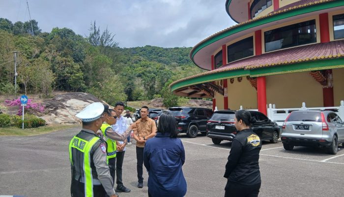 Polisi Patroli di Objek Wisata