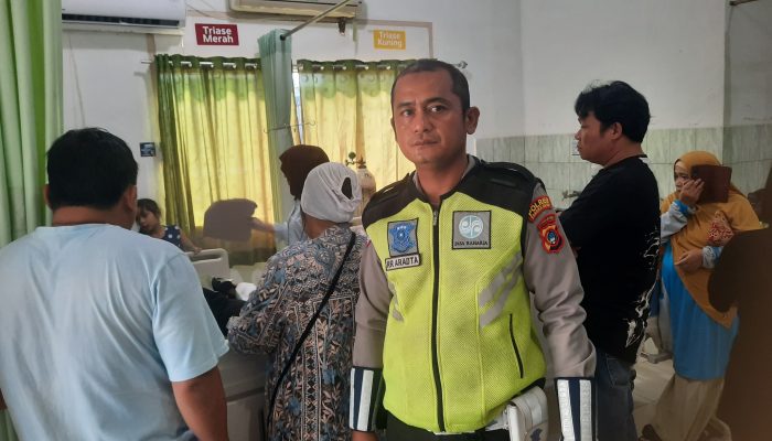 Respons Cepat Polisi Selamatkan Korban Laka Lantas
