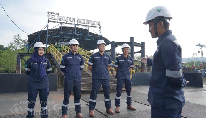 Ada Harmoni di Balik Deru Produksi