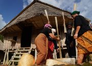 Gebong Memarong Cerita Adat dari Mapur