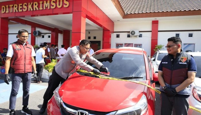Tarik Mobil Debitur Tak Sesuai Prosedur
