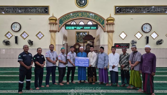 Bantu Sarana dan Prasarana Masjid Agung Darussalam