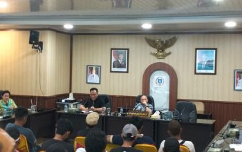 Desak Bupati Buka Akses Jalan Desa Nangka
