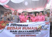Bedah Rumah Sambut HUT ke-80 Bhayangkara
