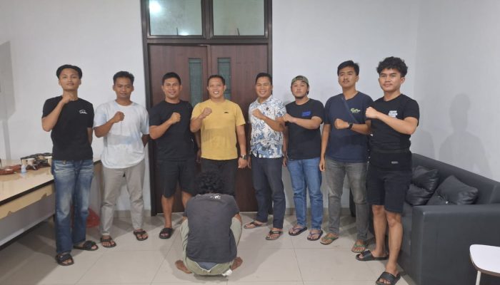 Polisi Ringkus Warga Kayu Besi