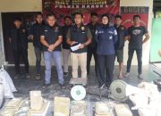 Satreskrim Sita Ratusan Balok Timah dari Peleburan Ilegal