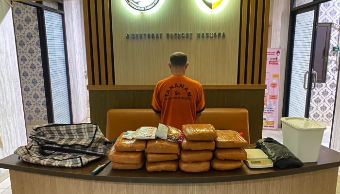 Pria Paruh Baya Diamankan Ditresnarkoba Polda Babel