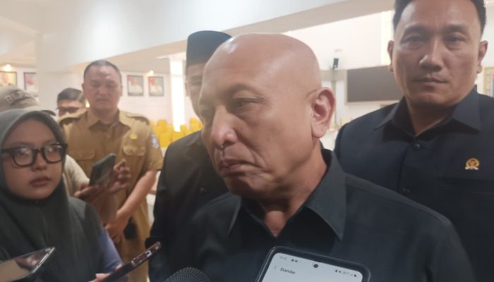 ‎Paripurna Bahas Posisi Wagub Belum Berlanjut
