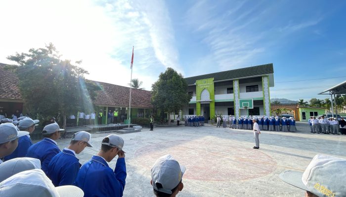 Tanamkan Disiplin Lalu Lintas