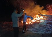 Polisi Langsung Bergerak Padamkan Api