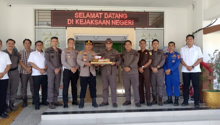 Polisi Serbu Kejari, Tapi Bukan Perkara